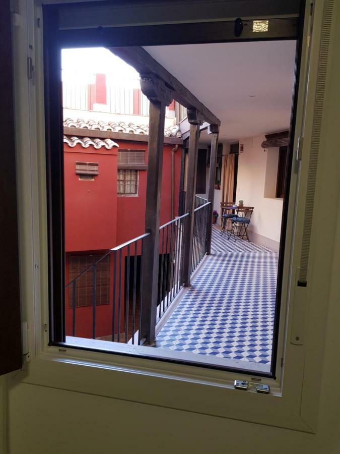 Apartamentos Suenos De Toledo Eksteriør bilde